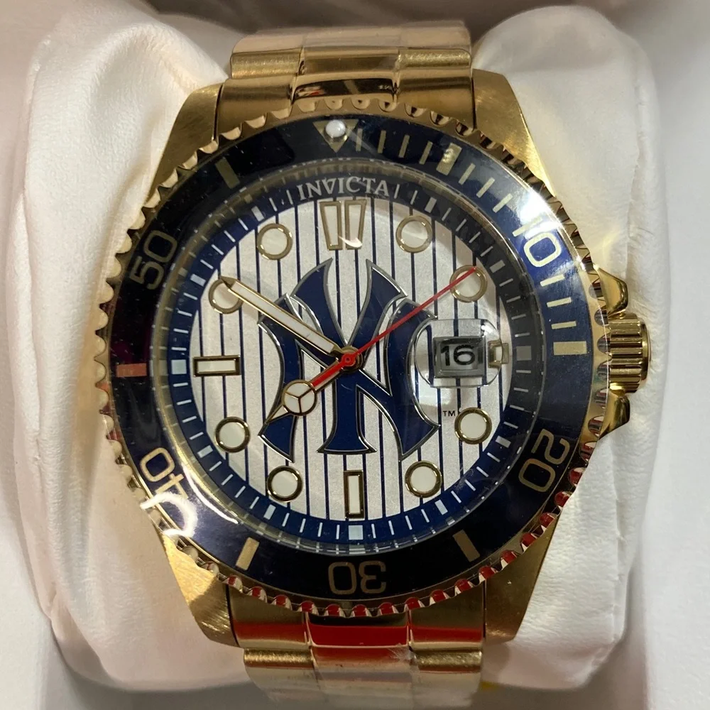 Invicta Pro Diver NY Yankees Edition Men's Watch - 43mm